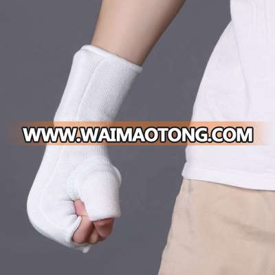 Karate Mitt Elastic Hand Pads Gloves Martial Arts Taekwondo